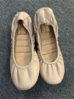Me Too Nude Beige Leather Ballet Flats